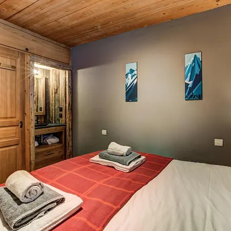 Chalet Davos Your Gateway To Year-round Alpine * Bedra